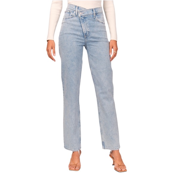 Abercrombie & Fitch Denim - Abercrombie & Fitch The 90’s Straight Ultra High Rise Jeans Curve Love